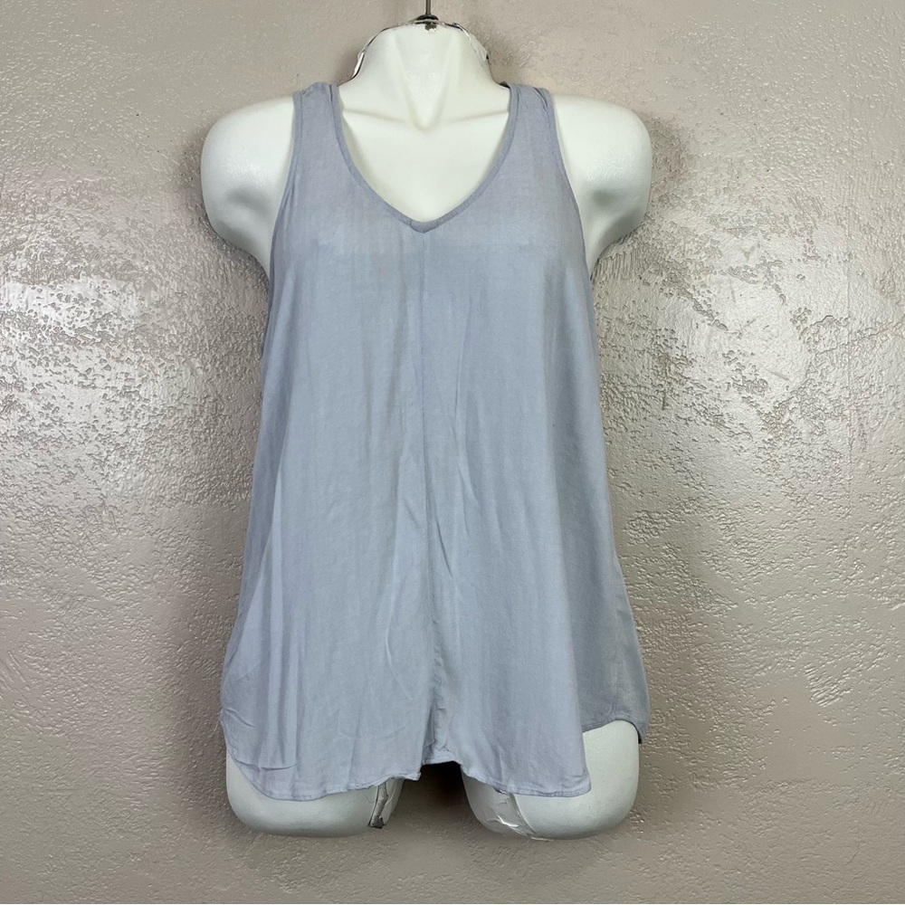 5 for $30 BELLA LUXX tank Heather gray criss-cross keyhole racerback top Size‎ M